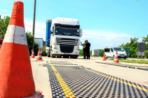 Кіровоградщина: За переповнені вантажівки — величезний штраф